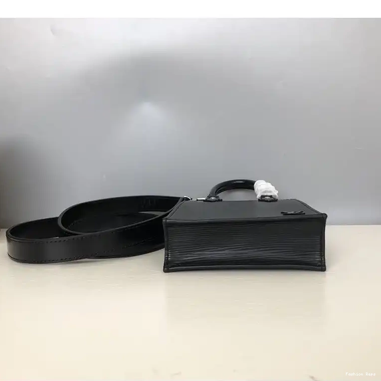 Fashion Reps 208B570091 Bags LV 0505